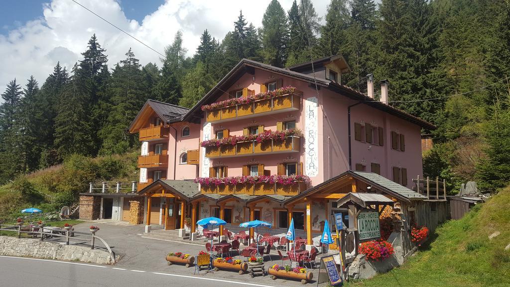 Hotel La Roccia Passo del Tonale Exteriér fotografie