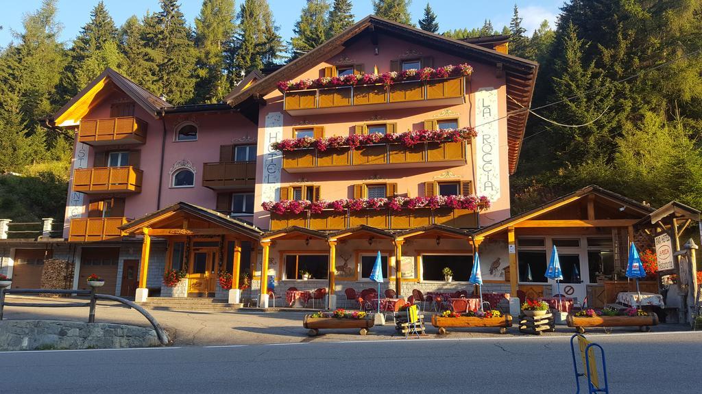 Hotel La Roccia Passo del Tonale Exteriér fotografie