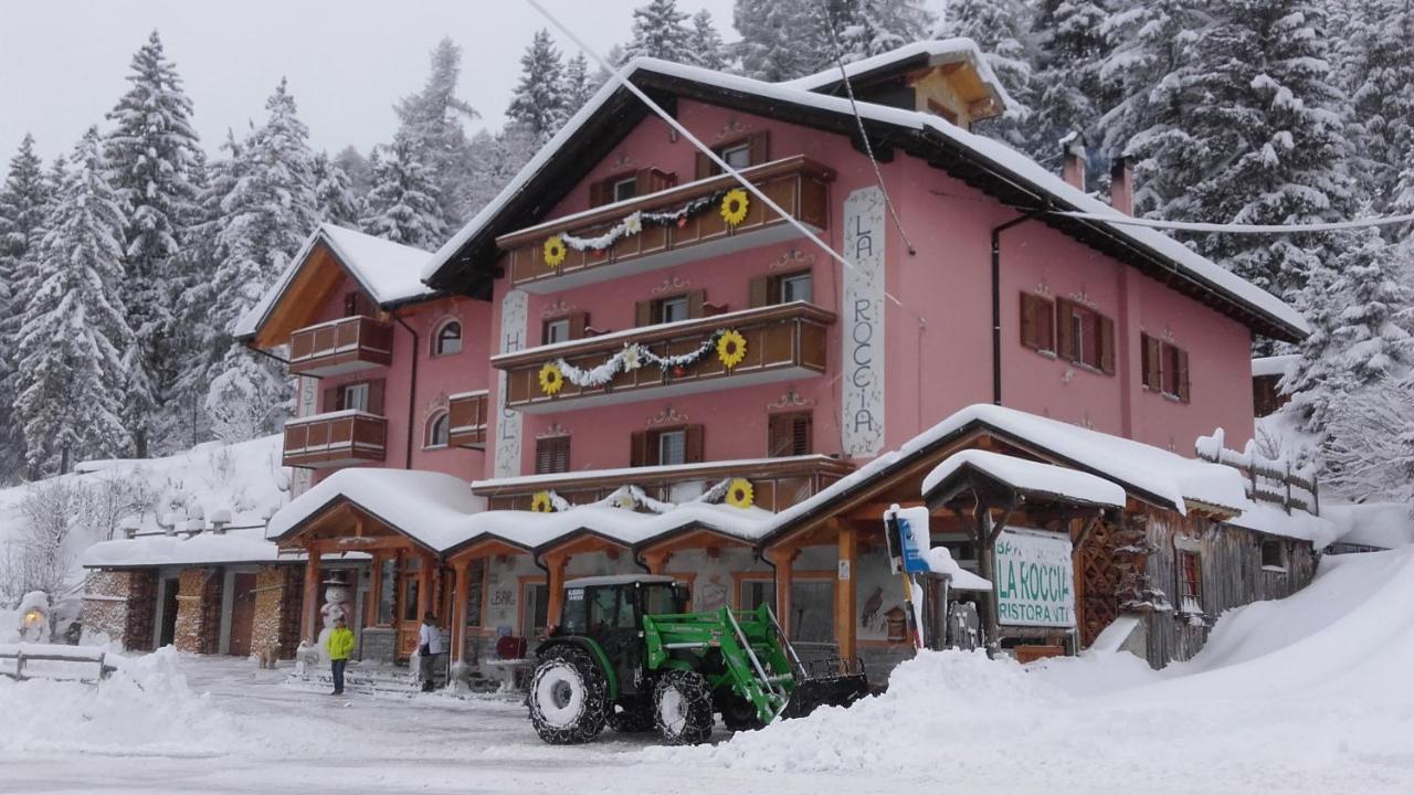 Hotel La Roccia Passo del Tonale Exteriér fotografie