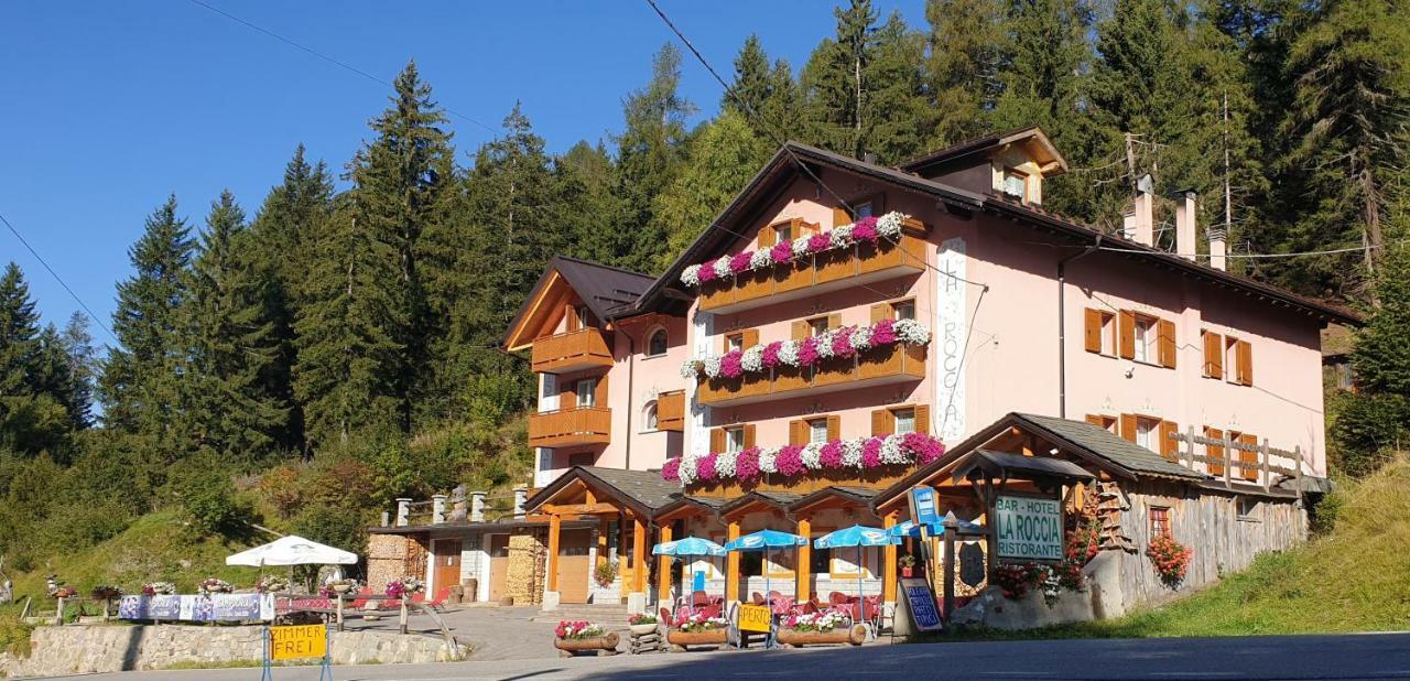 Hotel La Roccia Passo del Tonale Exteriér fotografie